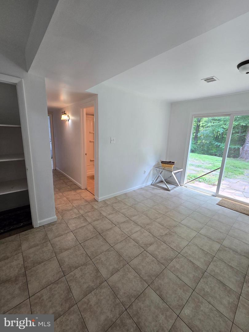 5546 NEDDLETON AVE, WOODBRIDGE, Virginia 22193, 4 Bedrooms Bedrooms, ,3 BathroomsBathrooms,Residential,For sale,5546 NEDDLETON AVE,VAPW2096560 MLS # VAPW2096560