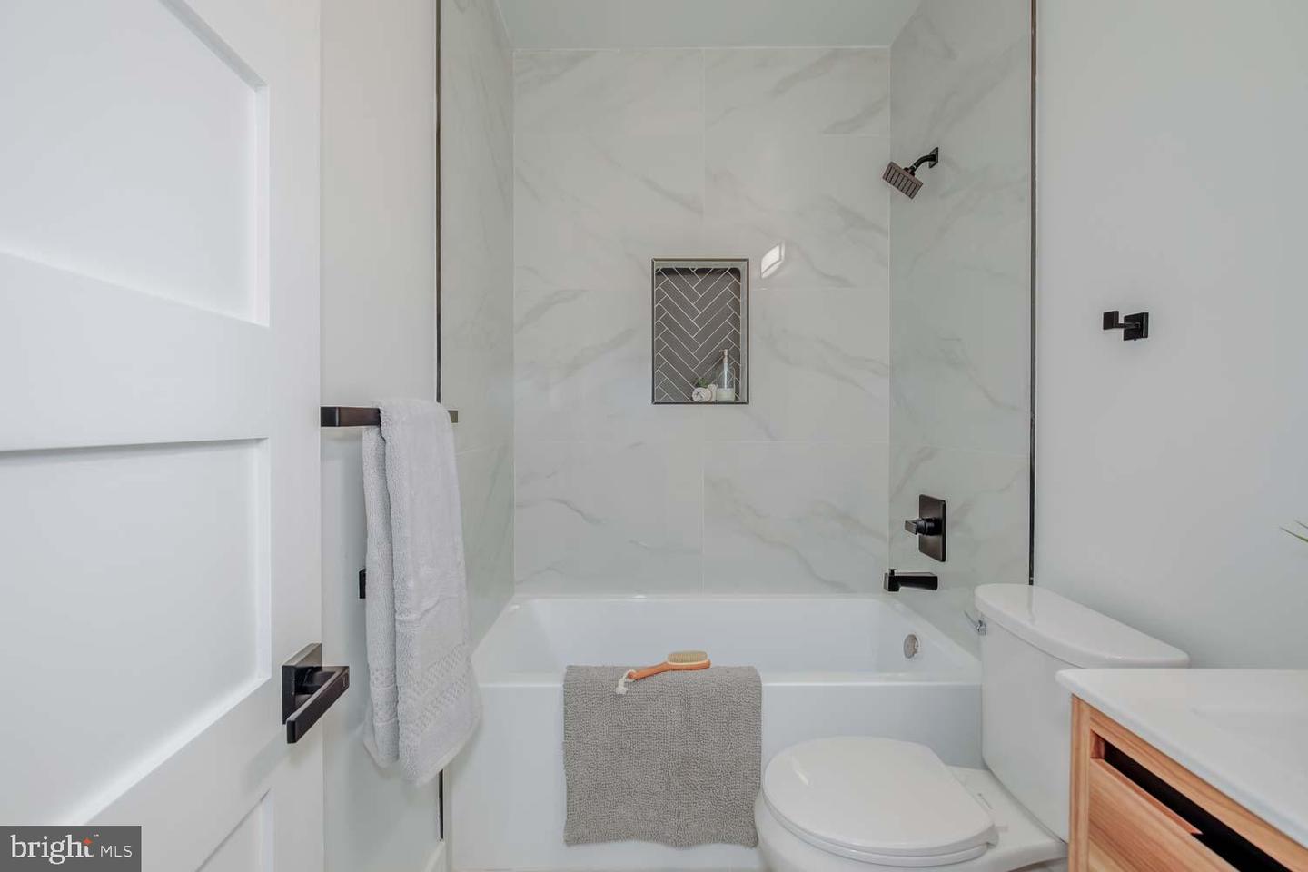810 MADISON ST NW, WASHINGTON, District Of Columbia 20011, 4 Bedrooms Bedrooms, ,3 BathroomsBathrooms,Residential,For sale,810 MADISON ST NW,DCDC2204656 MLS # DCDC2204656