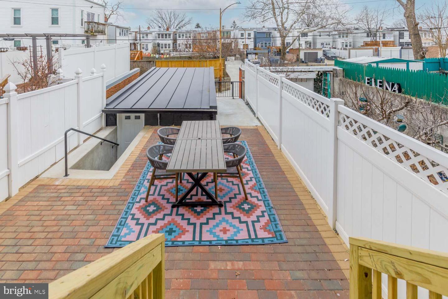 810 MADISON ST NW, WASHINGTON, District Of Columbia 20011, 4 Bedrooms Bedrooms, ,3 BathroomsBathrooms,Residential,For sale,810 MADISON ST NW,DCDC2204656 MLS # DCDC2204656