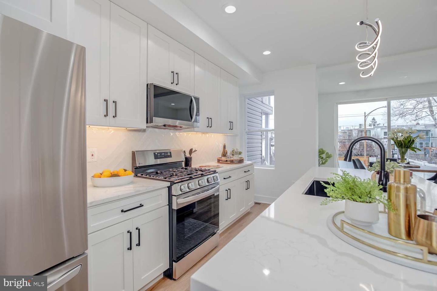 810 MADISON ST NW, WASHINGTON, District Of Columbia 20011, 4 Bedrooms Bedrooms, ,3 BathroomsBathrooms,Residential,For sale,810 MADISON ST NW,DCDC2204656 MLS # DCDC2204656