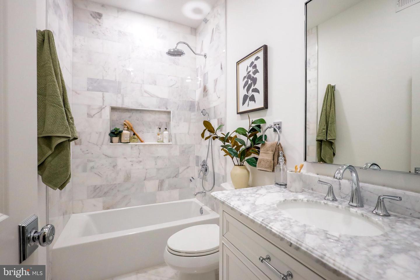 1739 LANIER PL NW, WASHINGTON, District Of Columbia 20009, 4 Bedrooms Bedrooms, ,3 BathroomsBathrooms,Residential,For sale,1739 LANIER PL NW,DCDC2204664 MLS # DCDC2204664