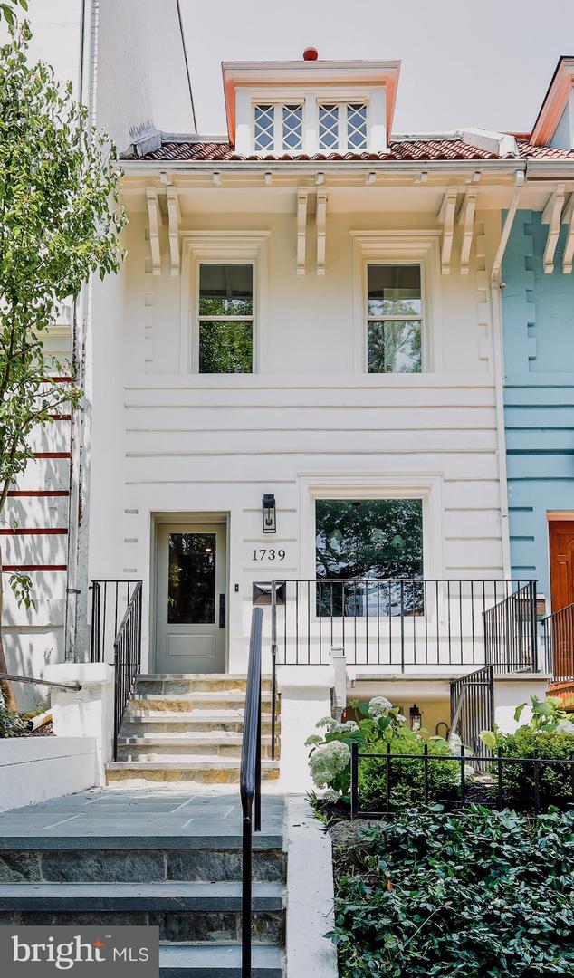 1739 LANIER PL NW, WASHINGTON, District Of Columbia 20009, 4 Bedrooms Bedrooms, ,3 BathroomsBathrooms,Residential,For sale,1739 LANIER PL NW,DCDC2204664 MLS # DCDC2204664