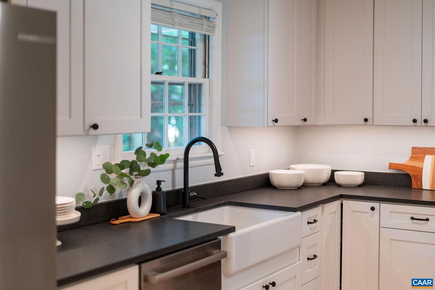 101 KERRY LN, CHARLOTTESVILLE, Virginia 22901, 4 Bedrooms Bedrooms, ,2 BathroomsBathrooms,Residential,For sale,101 KERRY LN,665493 MLS # 665493
