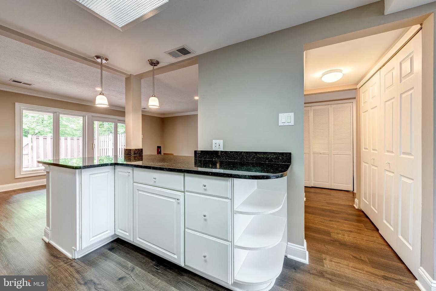 32 CAROLINA CT, STERLING, Virginia 20164, 3 Bedrooms Bedrooms, ,2 BathroomsBathrooms,Residential,For sale,32 CAROLINA CT,VALO2099054 MLS # VALO2099054