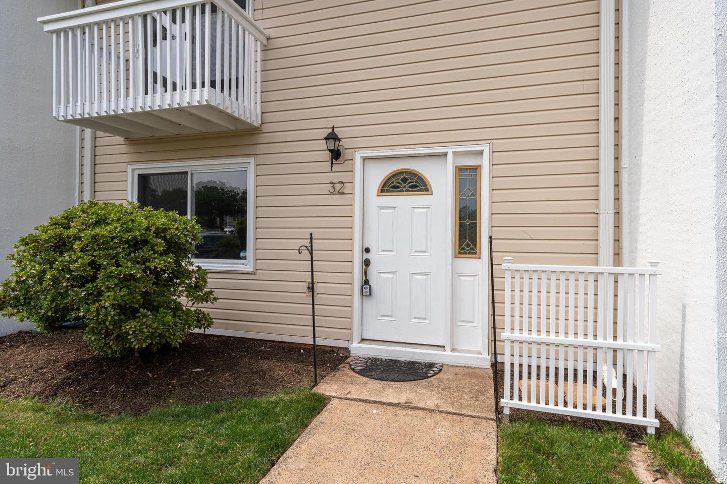 32 CAROLINA CT, STERLING, Virginia 20164, 3 Bedrooms Bedrooms, ,2 BathroomsBathrooms,Residential,For sale,32 CAROLINA CT,VALO2099054 MLS # VALO2099054
