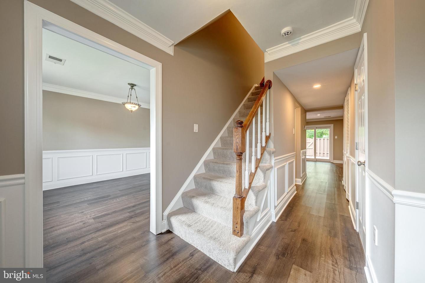 32 CAROLINA CT, STERLING, Virginia 20164, 3 Bedrooms Bedrooms, ,2 BathroomsBathrooms,Residential,For sale,32 CAROLINA CT,VALO2099054 MLS # VALO2099054