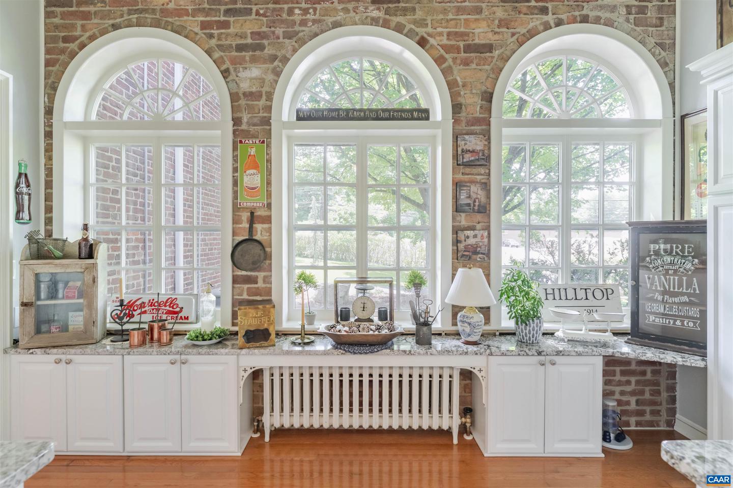 1417 N AUGUSTA ST, STAUNTON, Virginia 24401, 5 Bedrooms Bedrooms, ,4 BathroomsBathrooms,Residential,For sale,1417 N AUGUSTA ST,665500 MLS # 665500