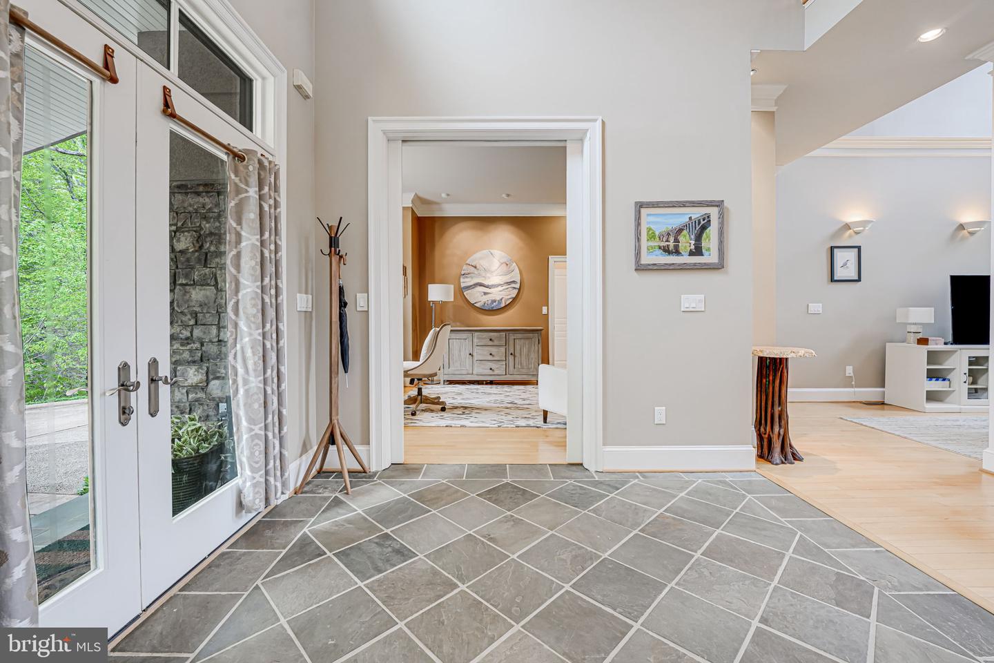 87 E RIVER BEND RD, FREDERICKSBURG, Virginia 22407, 4 Bedrooms Bedrooms, 5 Rooms Rooms,3 BathroomsBathrooms,Residential,For sale,87 E RIVER BEND RD,VASP2033798 MLS # VASP2033798