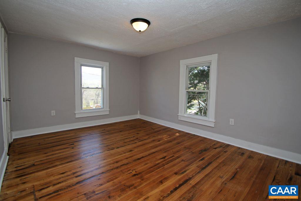 309 PORT REPUBLIC RD, WAYNESBORO, Virginia 22980, 4 Bedrooms Bedrooms, ,2 BathroomsBathrooms,Residential,For sale,309 PORT REPUBLIC RD,665502 MLS # 665502