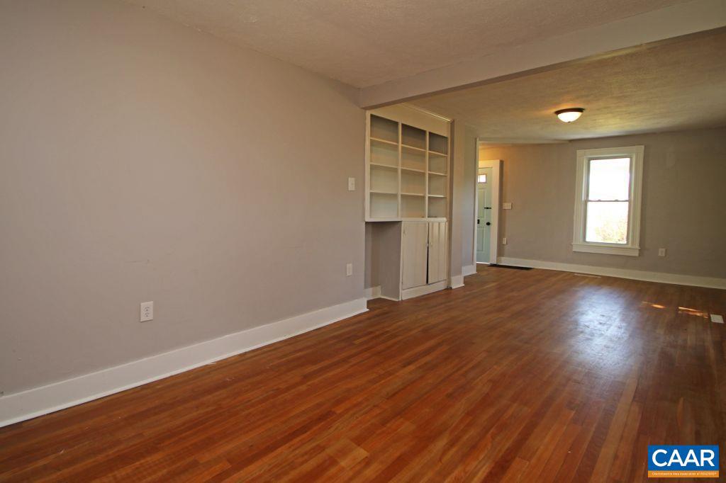 309 PORT REPUBLIC RD, WAYNESBORO, Virginia 22980, 4 Bedrooms Bedrooms, ,2 BathroomsBathrooms,Residential,For sale,309 PORT REPUBLIC RD,665502 MLS # 665502