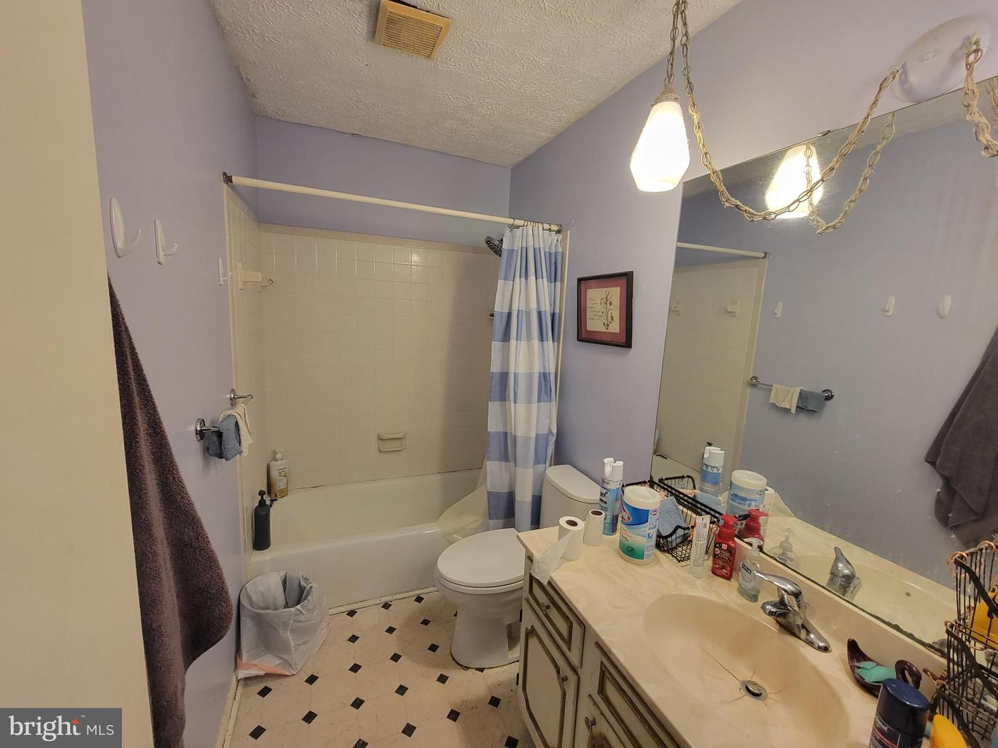 216 WAKEFIELD DR, LOCUST GROVE, Virginia 22508, 3 Bedrooms Bedrooms, ,2 BathroomsBathrooms,Residential,For sale,216 WAKEFIELD DR,VAOR2009888 MLS # VAOR2009888