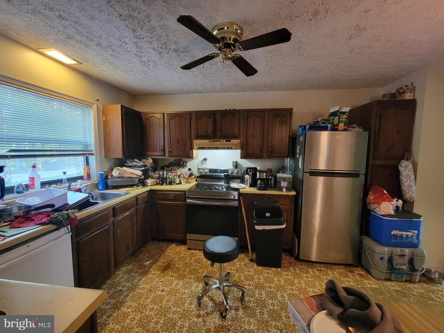 216 WAKEFIELD DR, LOCUST GROVE, Virginia 22508, 3 Bedrooms Bedrooms, ,2 BathroomsBathrooms,Residential,For sale,216 WAKEFIELD DR,VAOR2009888 MLS # VAOR2009888
