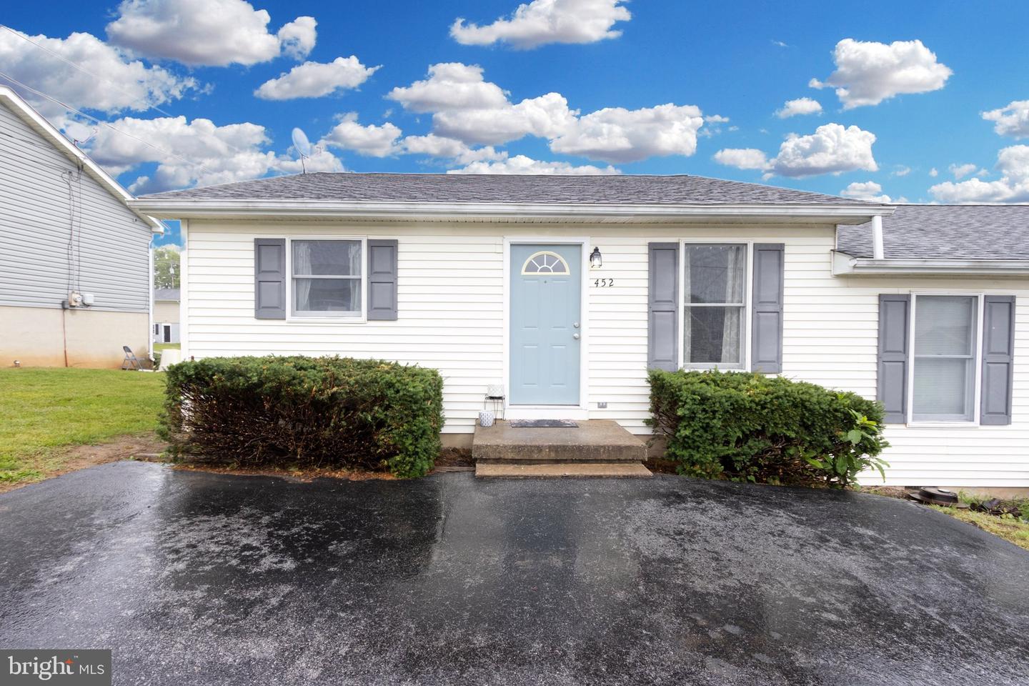 452 PLEASANT VIEW DR, STRASBURG, Virginia 22657, 2 Bedrooms Bedrooms, ,1 BathroomBathrooms,Residential,For sale,452 PLEASANT VIEW DR,VASH2011676 MLS # VASH2011676