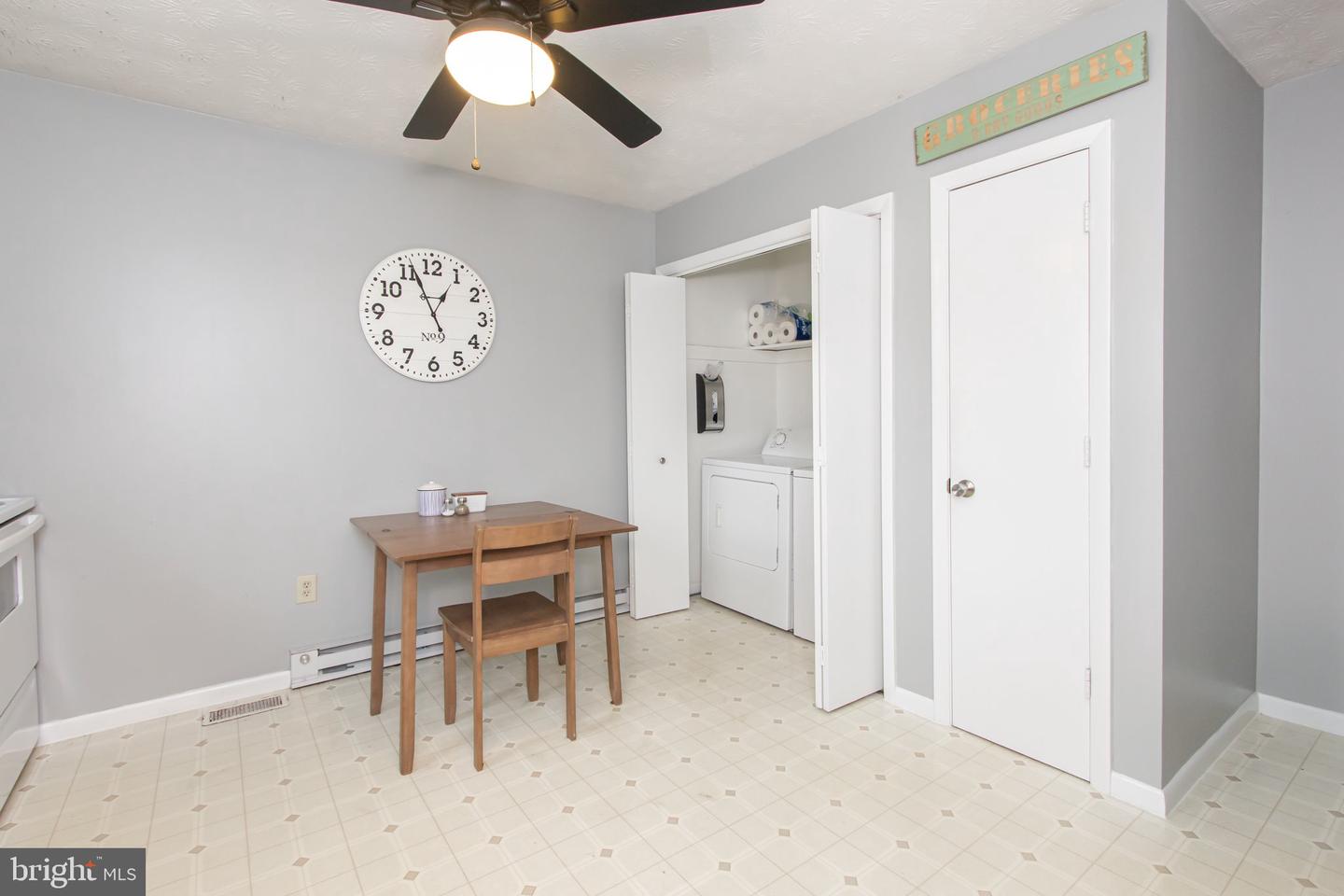 452 PLEASANT VIEW DR, STRASBURG, Virginia 22657, 2 Bedrooms Bedrooms, ,1 BathroomBathrooms,Residential,For sale,452 PLEASANT VIEW DR,VASH2011676 MLS # VASH2011676