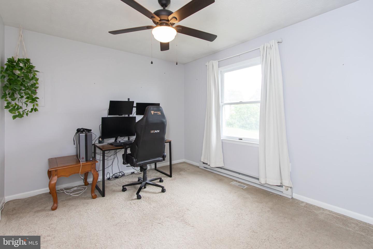 452 PLEASANT VIEW DR, STRASBURG, Virginia 22657, 2 Bedrooms Bedrooms, ,1 BathroomBathrooms,Residential,For sale,452 PLEASANT VIEW DR,VASH2011676 MLS # VASH2011676
