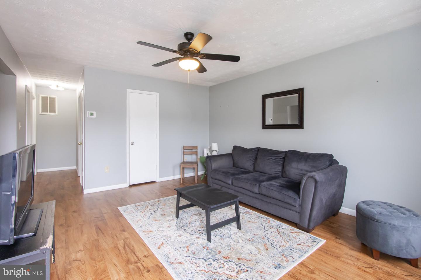 452 PLEASANT VIEW DR, STRASBURG, Virginia 22657, 2 Bedrooms Bedrooms, ,1 BathroomBathrooms,Residential,For sale,452 PLEASANT VIEW DR,VASH2011676 MLS # VASH2011676