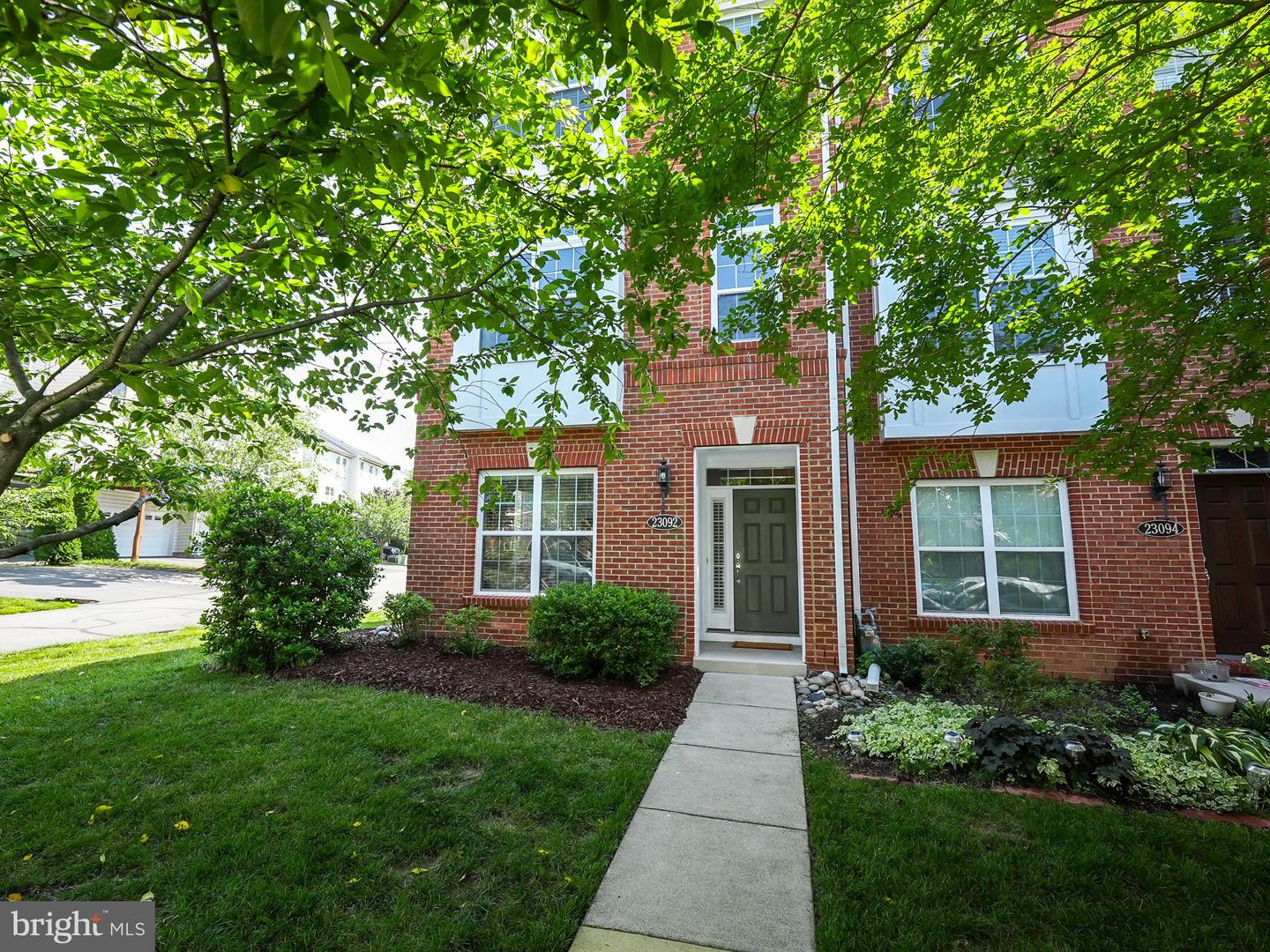 23092 SUNBURY ST, ASHBURN, Virginia 20148, 4 Bedrooms Bedrooms, ,3 BathroomsBathrooms,Residential,For sale,23092 SUNBURY ST,VALO2099010 MLS # VALO2099010