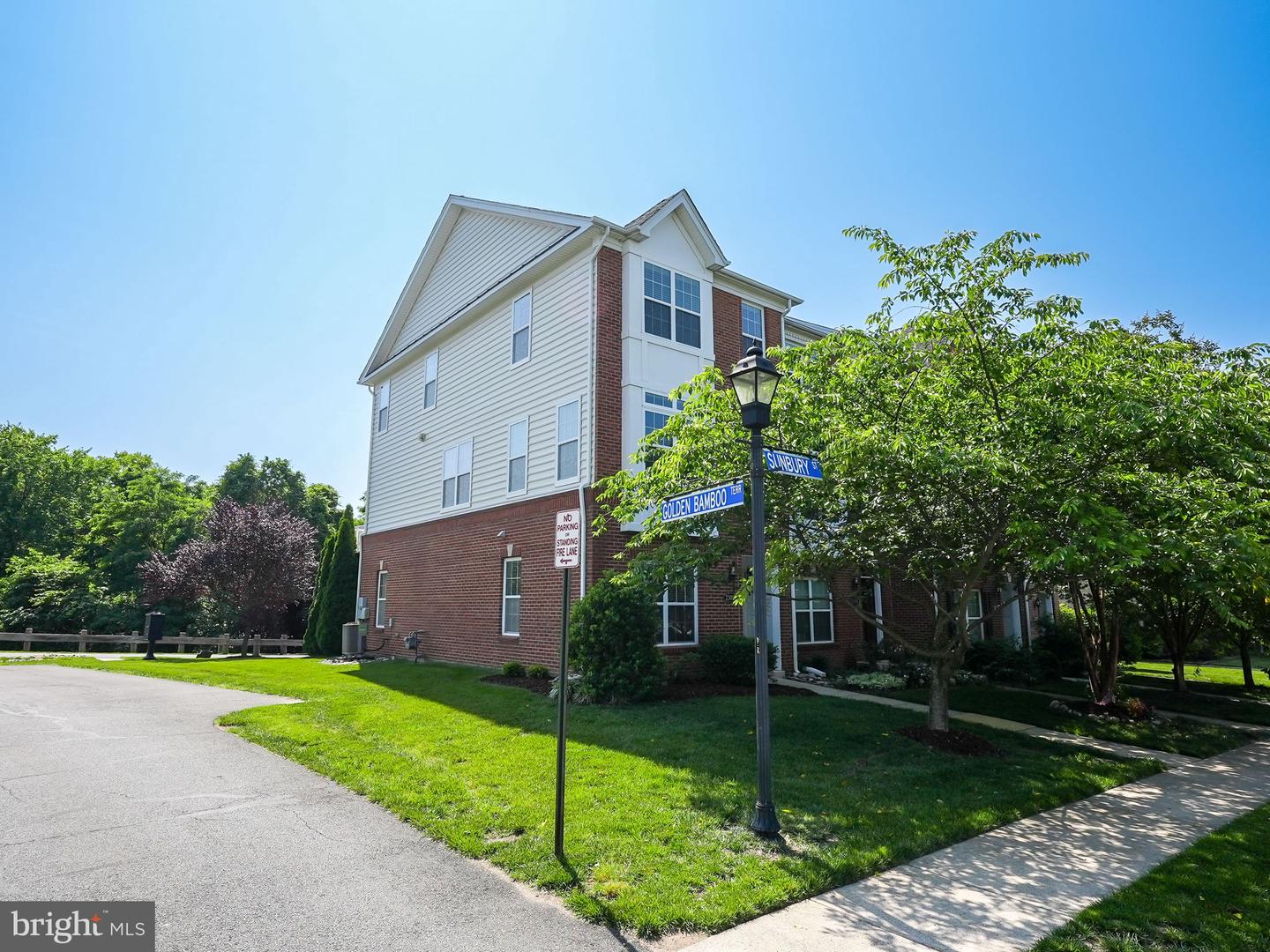 23092 SUNBURY ST, ASHBURN, Virginia 20148, 4 Bedrooms Bedrooms, ,3 BathroomsBathrooms,Residential,For sale,23092 SUNBURY ST,VALO2099010 MLS # VALO2099010