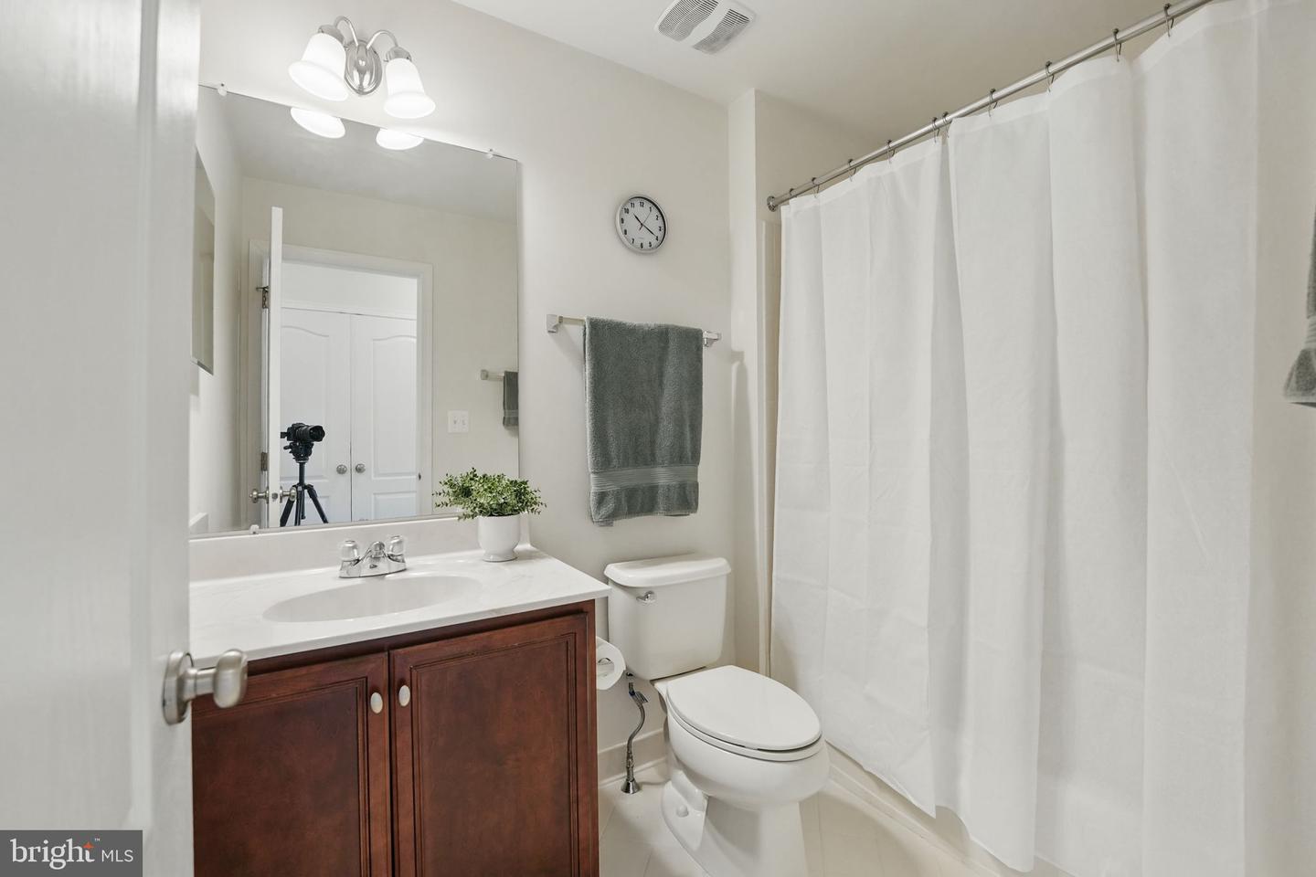 23092 SUNBURY ST, ASHBURN, Virginia 20148, 4 Bedrooms Bedrooms, ,3 BathroomsBathrooms,Residential,For sale,23092 SUNBURY ST,VALO2099010 MLS # VALO2099010