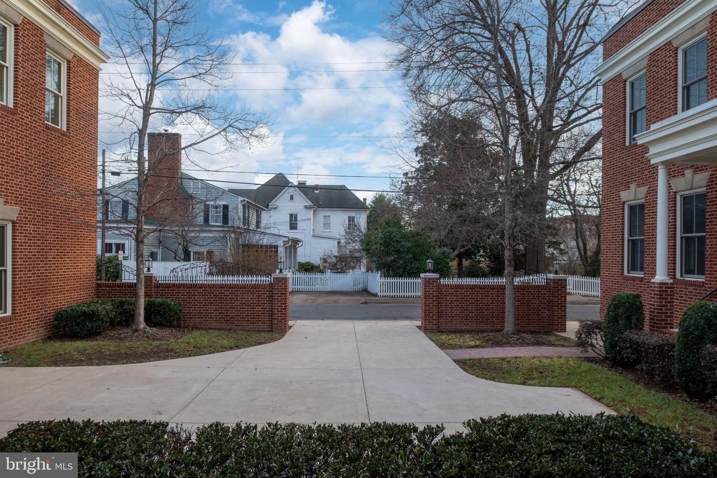 1200 PRINCE EDWARD ST, FREDERICKSBURG, Virginia 22401, 6 Bedrooms Bedrooms, ,4 BathroomsBathrooms,Residential,For sale,1200 PRINCE EDWARD ST,VAFB2008390 MLS # VAFB2008390