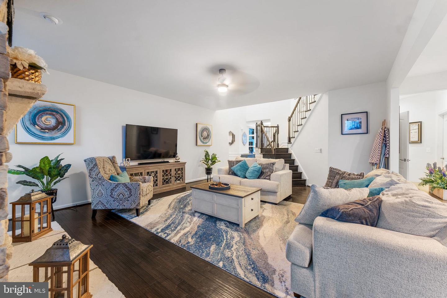 24696 CRESTED BUTTE CT, ALDIE, Virginia 20105, 5 Bedrooms Bedrooms, ,5 BathroomsBathrooms,Residential,For sale,24696 CRESTED BUTTE CT,VALO2099012 MLS # VALO2099012