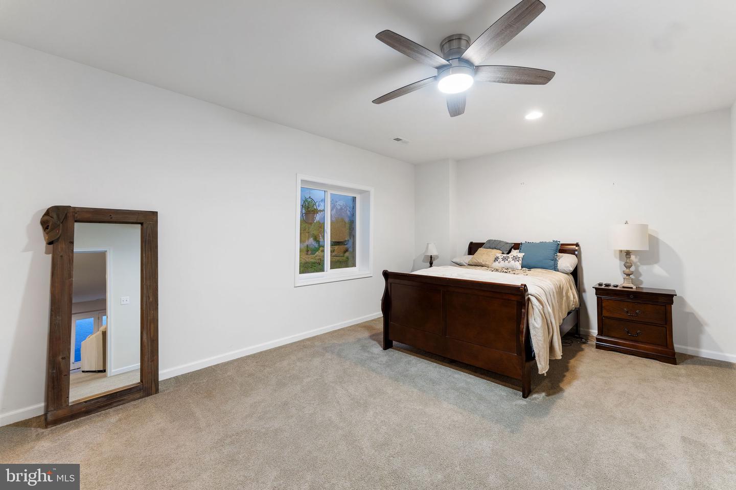 24696 CRESTED BUTTE CT, ALDIE, Virginia 20105, 5 Bedrooms Bedrooms, ,5 BathroomsBathrooms,Residential,For sale,24696 CRESTED BUTTE CT,VALO2099012 MLS # VALO2099012