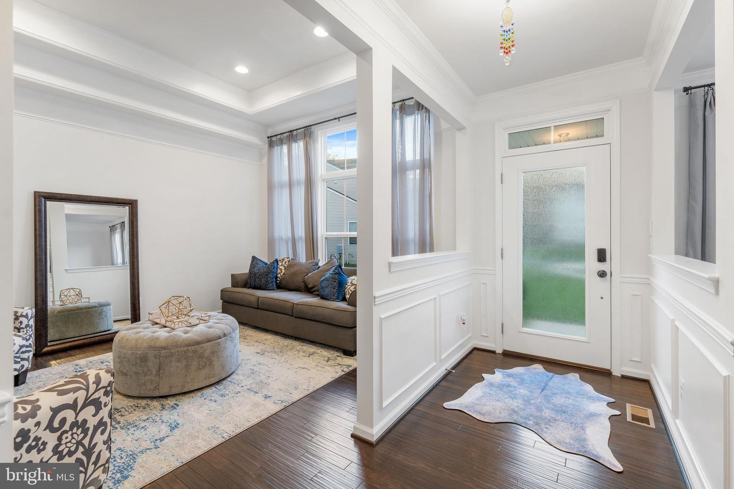 24696 CRESTED BUTTE CT, ALDIE, Virginia 20105, 5 Bedrooms Bedrooms, ,5 BathroomsBathrooms,Residential,For sale,24696 CRESTED BUTTE CT,VALO2099012 MLS # VALO2099012