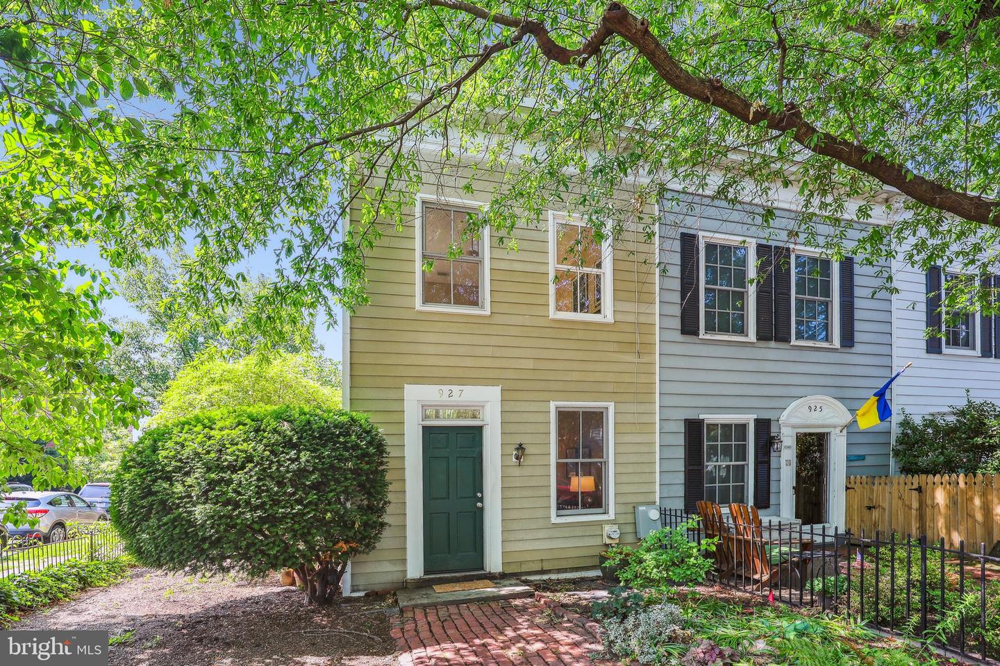 927 G ST SE, WASHINGTON, District Of Columbia 20003, 2 Bedrooms Bedrooms, ,1 BathroomBathrooms,Residential,For sale,927 G ST SE,DCDC2204624 MLS # DCDC2204624