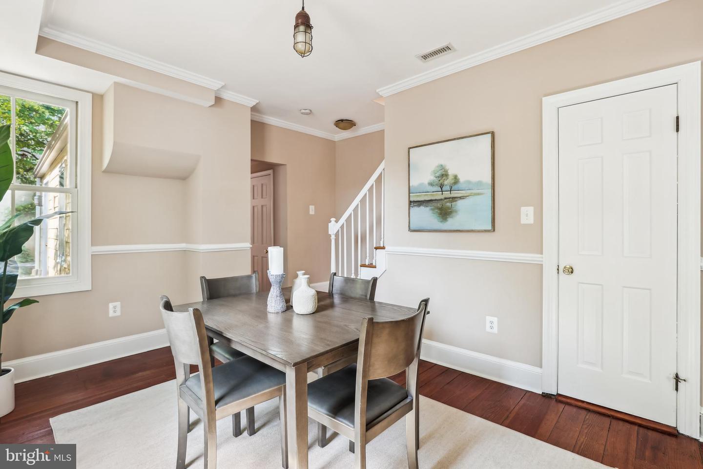 927 G ST SE, WASHINGTON, District Of Columbia 20003, 2 Bedrooms Bedrooms, ,1 BathroomBathrooms,Residential,For sale,927 G ST SE,DCDC2204624 MLS # DCDC2204624