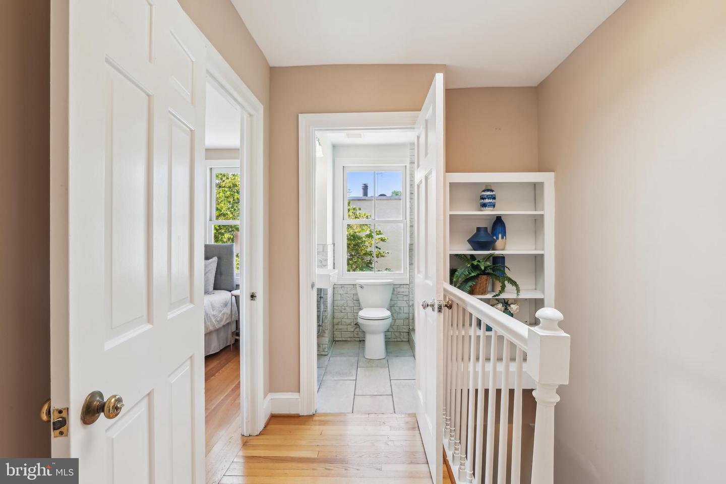 927 G ST SE, WASHINGTON, District Of Columbia 20003, 2 Bedrooms Bedrooms, ,1 BathroomBathrooms,Residential,For sale,927 G ST SE,DCDC2204624 MLS # DCDC2204624