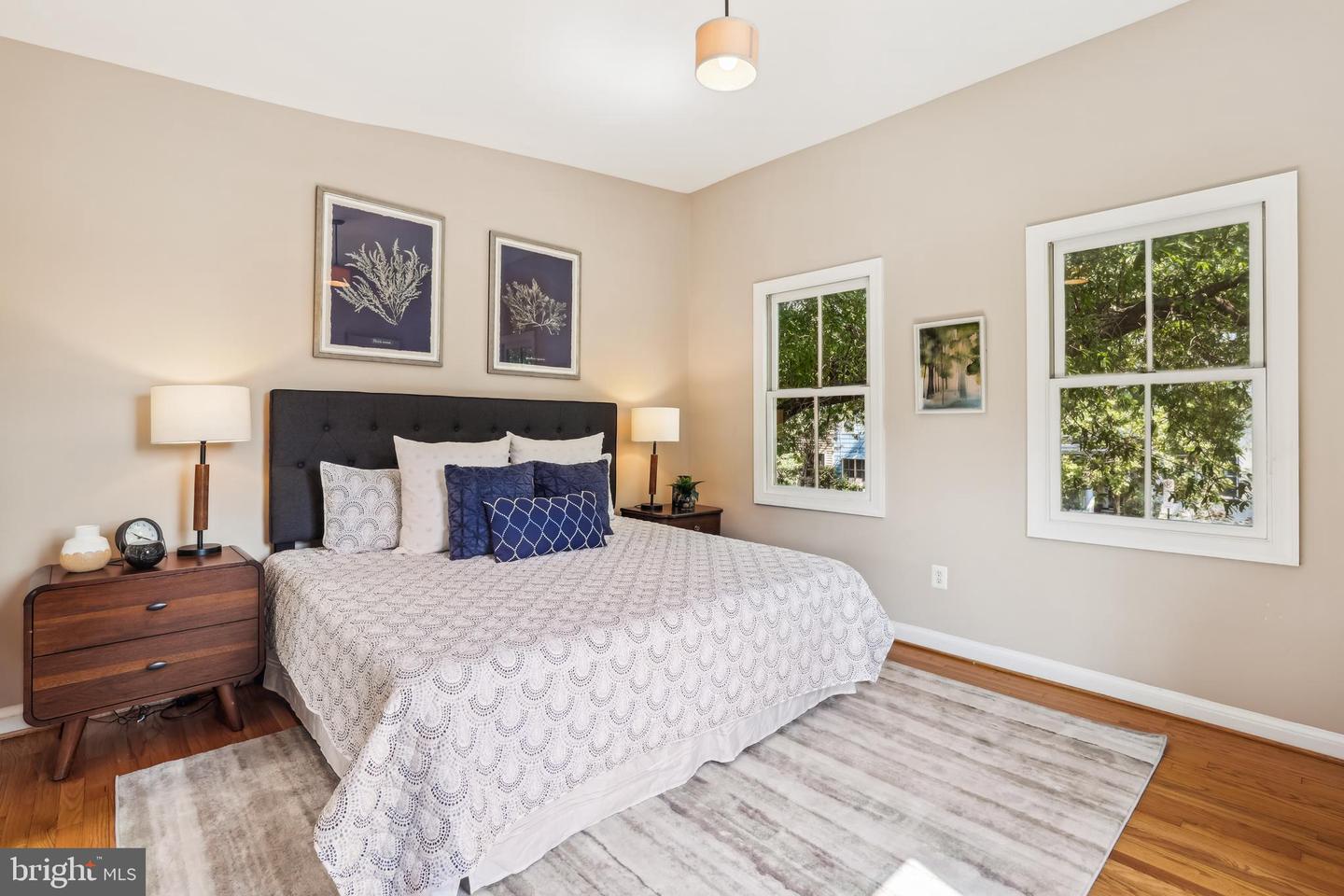 927 G ST SE, WASHINGTON, District Of Columbia 20003, 2 Bedrooms Bedrooms, ,1 BathroomBathrooms,Residential,For sale,927 G ST SE,DCDC2204624 MLS # DCDC2204624