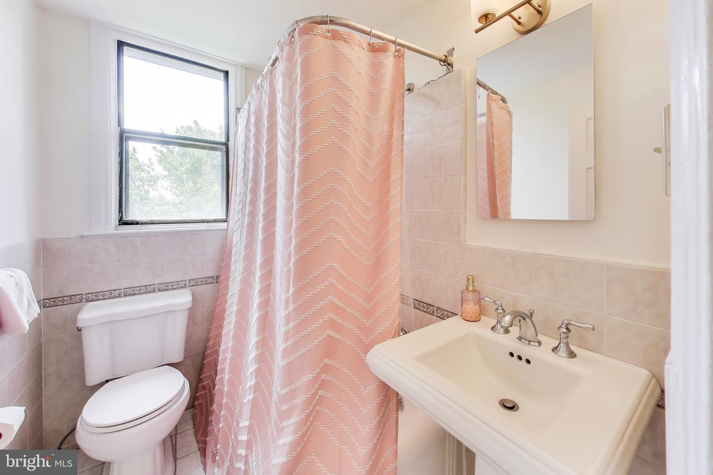 1365 KENNEDY ST NW #303, WASHINGTON, District Of Columbia 20011, 1 Bedroom Bedrooms, ,1 BathroomBathrooms,Residential,For sale,1365 KENNEDY ST NW #303,DCDC2204634 MLS # DCDC2204634