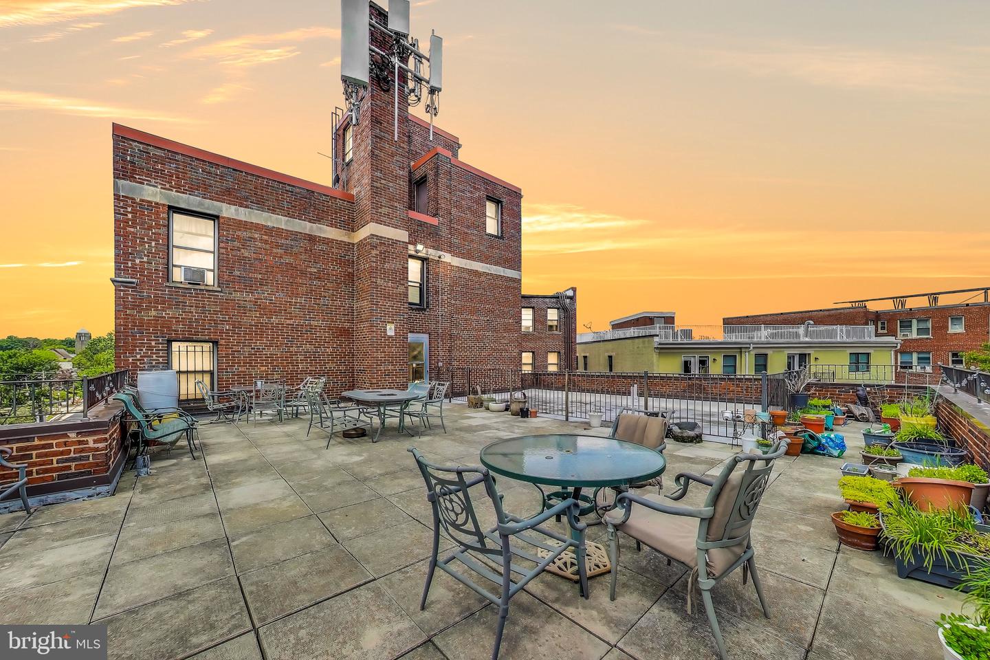 1365 KENNEDY ST NW #303, WASHINGTON, District Of Columbia 20011, 1 Bedroom Bedrooms, ,1 BathroomBathrooms,Residential,For sale,1365 KENNEDY ST NW #303,DCDC2204634 MLS # DCDC2204634