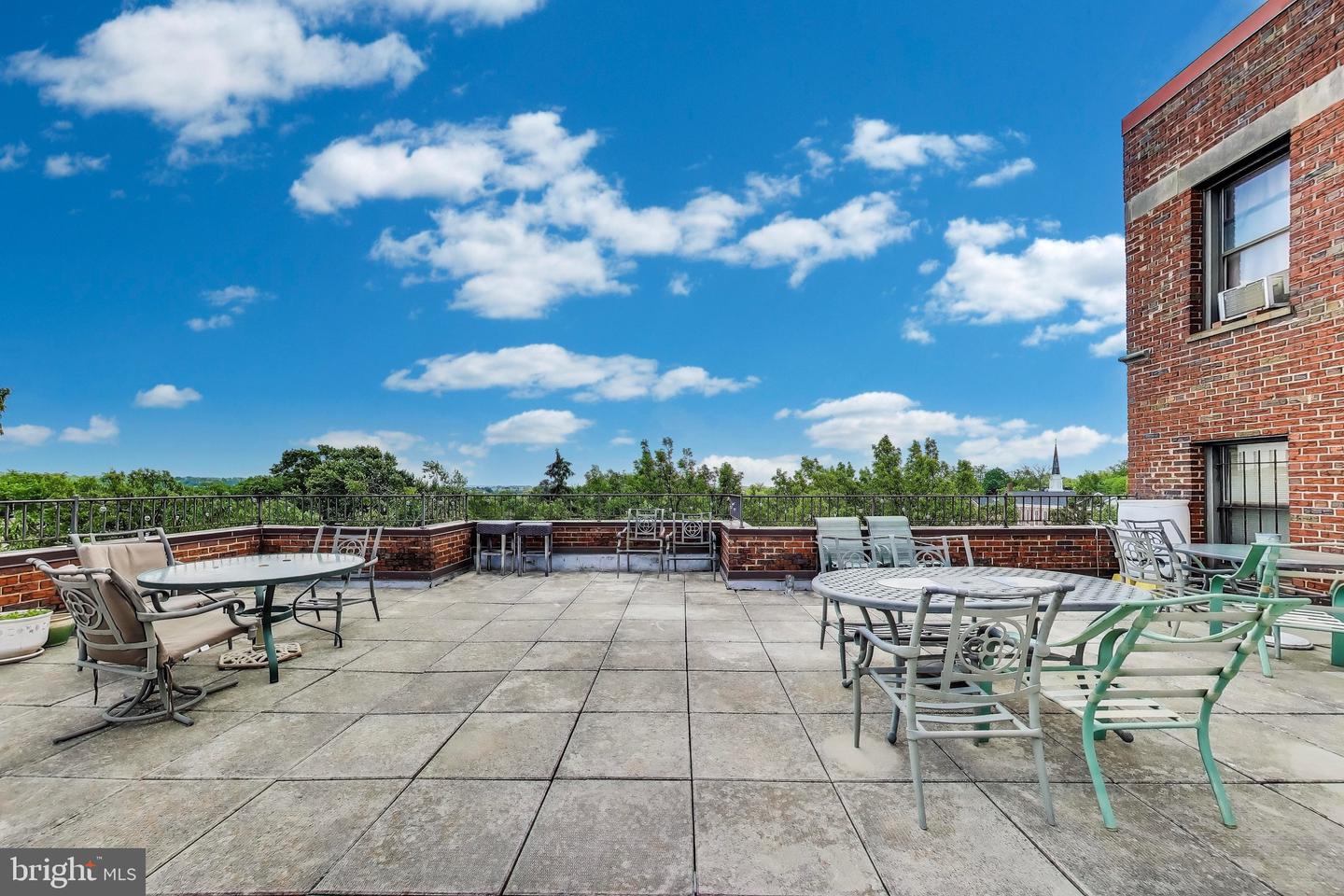 1365 KENNEDY ST NW #303, WASHINGTON, District Of Columbia 20011, 1 Bedroom Bedrooms, ,1 BathroomBathrooms,Residential,For sale,1365 KENNEDY ST NW #303,DCDC2204634 MLS # DCDC2204634