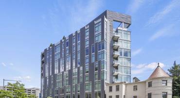 1177 22ND ST NW #4F, WASHINGTON, District Of Columbia 20037, 2 Bedrooms Bedrooms, ,2 BathroomsBathrooms,Residential,For sale,1177 22ND ST NW #4F,DCDC2204636 MLS # DCDC2204636