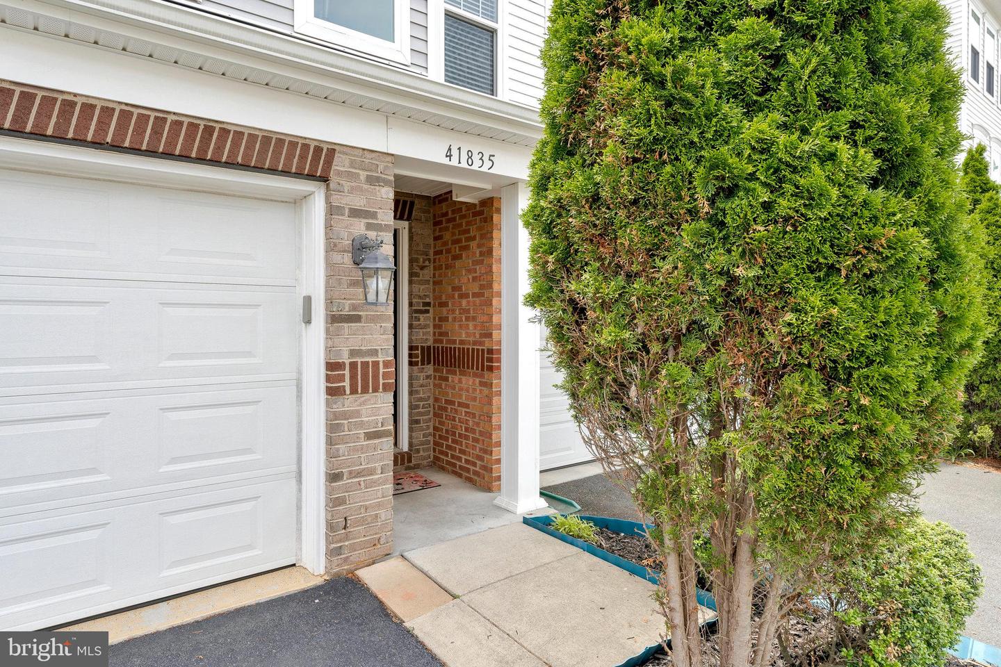 41835 DIABASE SQ, ALDIE, Virginia 20105, 3 Bedrooms Bedrooms, ,3 BathroomsBathrooms,Residential,For sale,41835 DIABASE SQ,VALO2099026 MLS # VALO2099026
