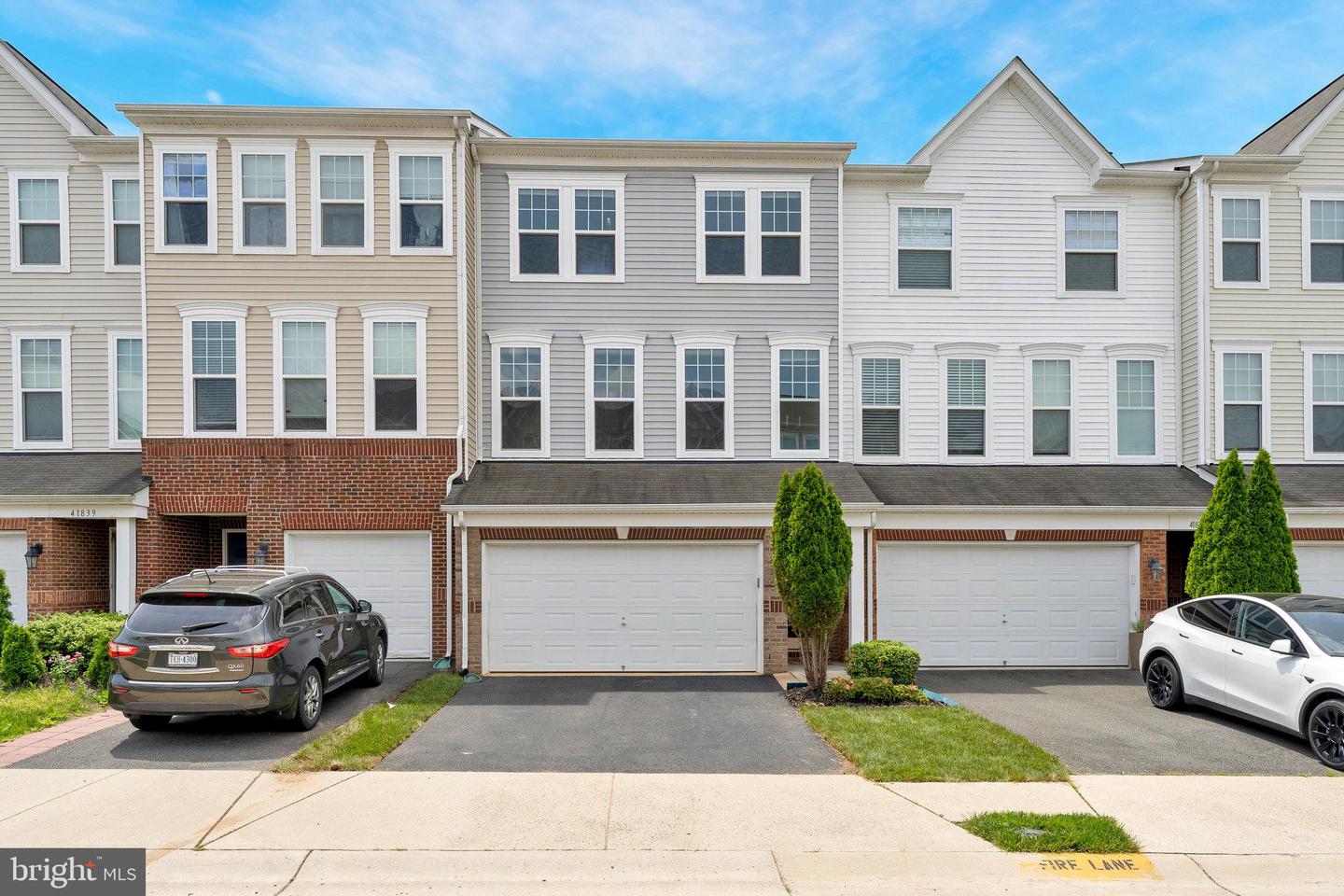41835 DIABASE SQ, ALDIE, Virginia 20105, 3 Bedrooms Bedrooms, ,3 BathroomsBathrooms,Residential,For sale,41835 DIABASE SQ,VALO2099026 MLS # VALO2099026