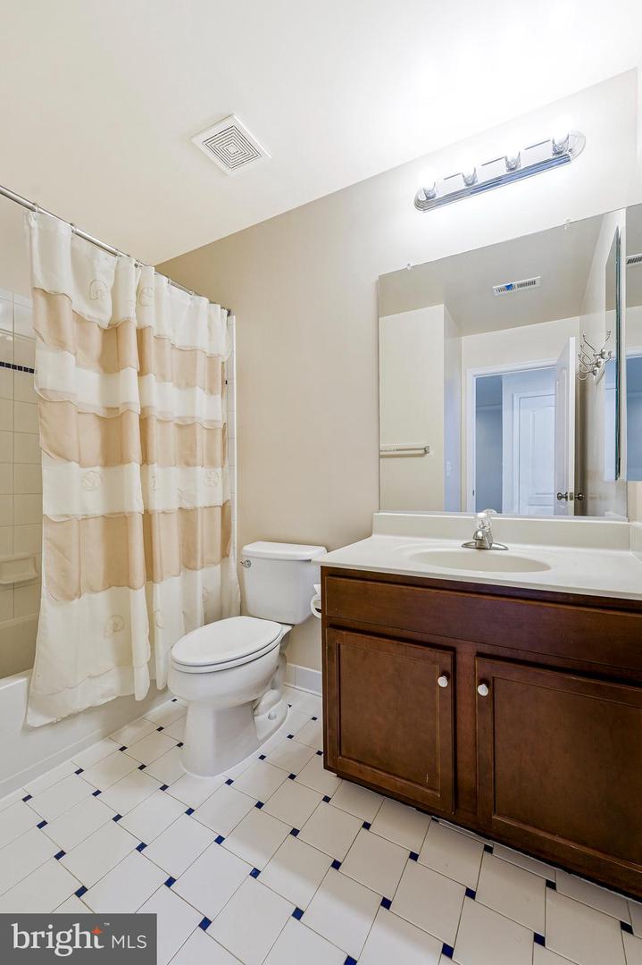 41835 DIABASE SQ, ALDIE, Virginia 20105, 3 Bedrooms Bedrooms, ,3 BathroomsBathrooms,Residential,For sale,41835 DIABASE SQ,VALO2099026 MLS # VALO2099026