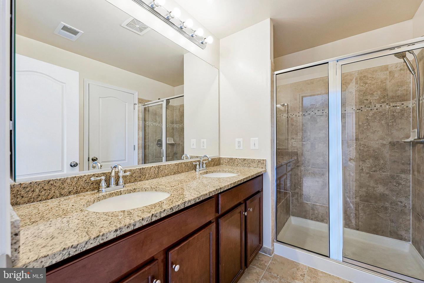 41835 DIABASE SQ, ALDIE, Virginia 20105, 3 Bedrooms Bedrooms, ,3 BathroomsBathrooms,Residential,For sale,41835 DIABASE SQ,VALO2099026 MLS # VALO2099026
