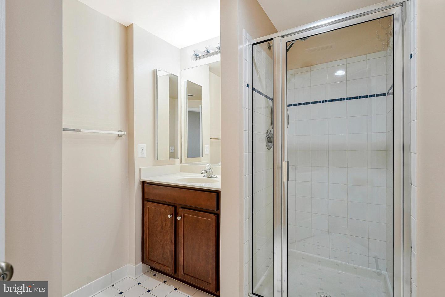 41835 DIABASE SQ, ALDIE, Virginia 20105, 3 Bedrooms Bedrooms, ,3 BathroomsBathrooms,Residential,For sale,41835 DIABASE SQ,VALO2099026 MLS # VALO2099026