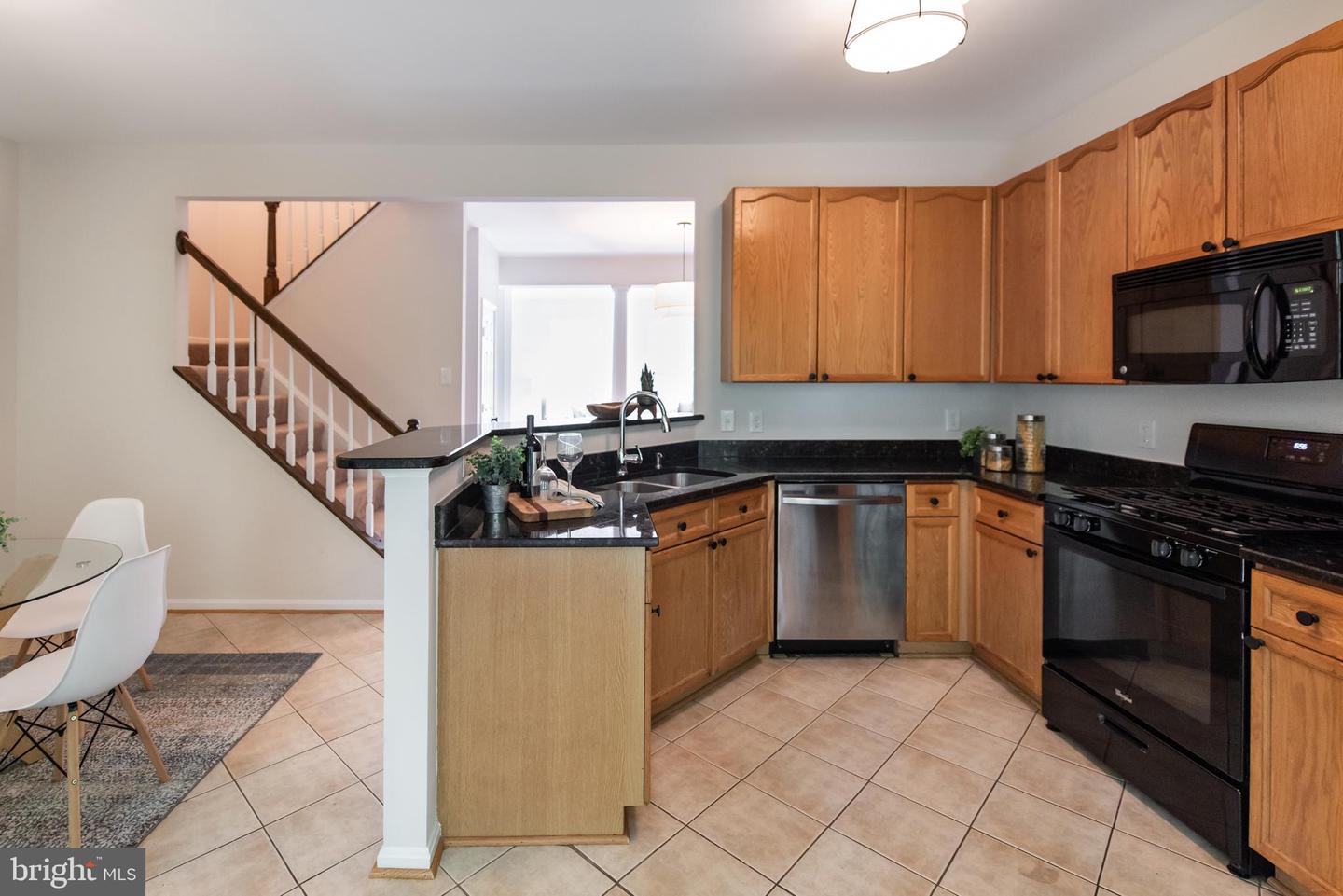5115 LANDS END CT, DUMFRIES, Virginia 22025, 3 Bedrooms Bedrooms, ,3 BathroomsBathrooms,Residential,For sale,5115 LANDS END CT,VAPW2096546 MLS # VAPW2096546