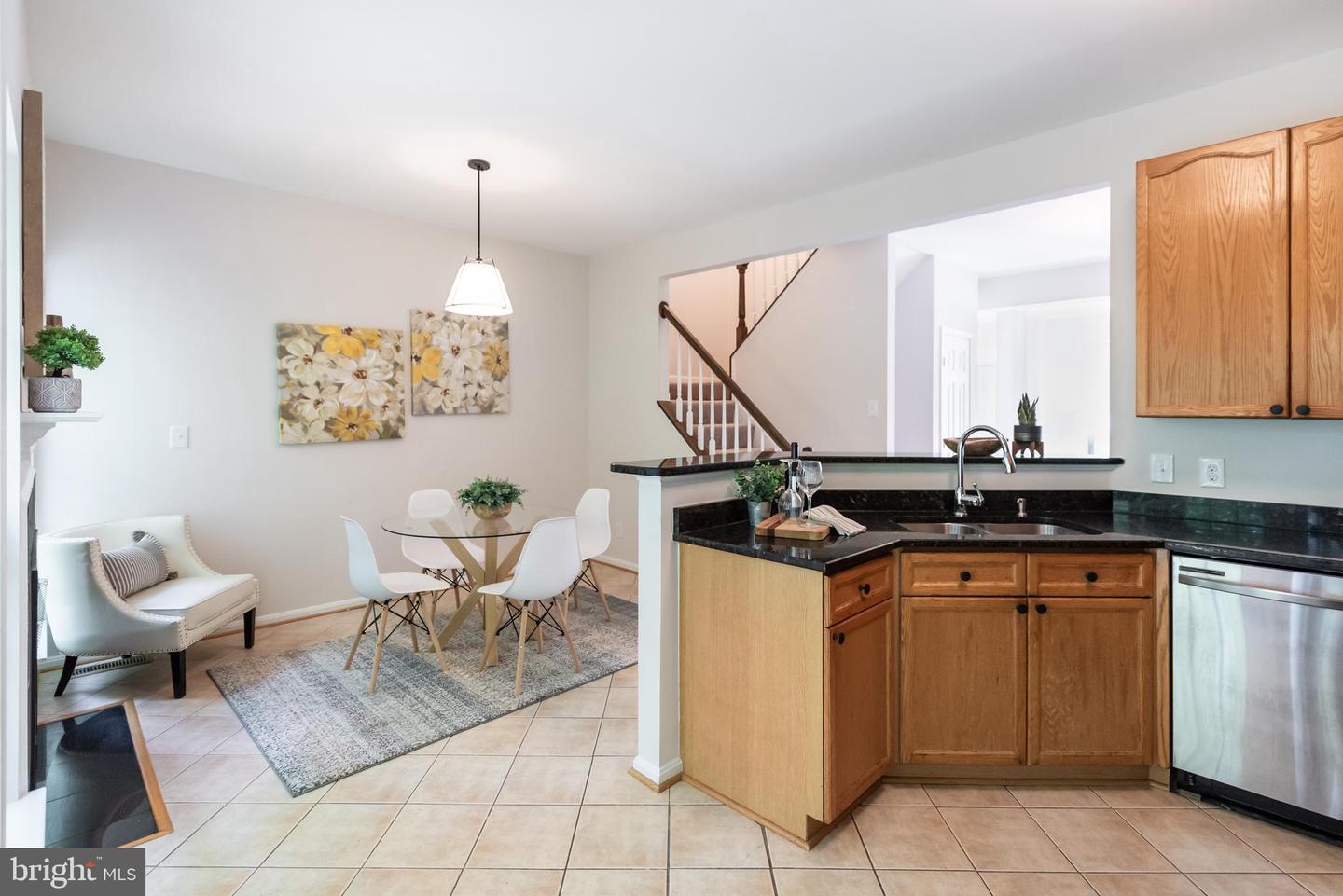 5115 LANDS END CT, DUMFRIES, Virginia 22025, 3 Bedrooms Bedrooms, ,3 BathroomsBathrooms,Residential,For sale,5115 LANDS END CT,VAPW2096546 MLS # VAPW2096546