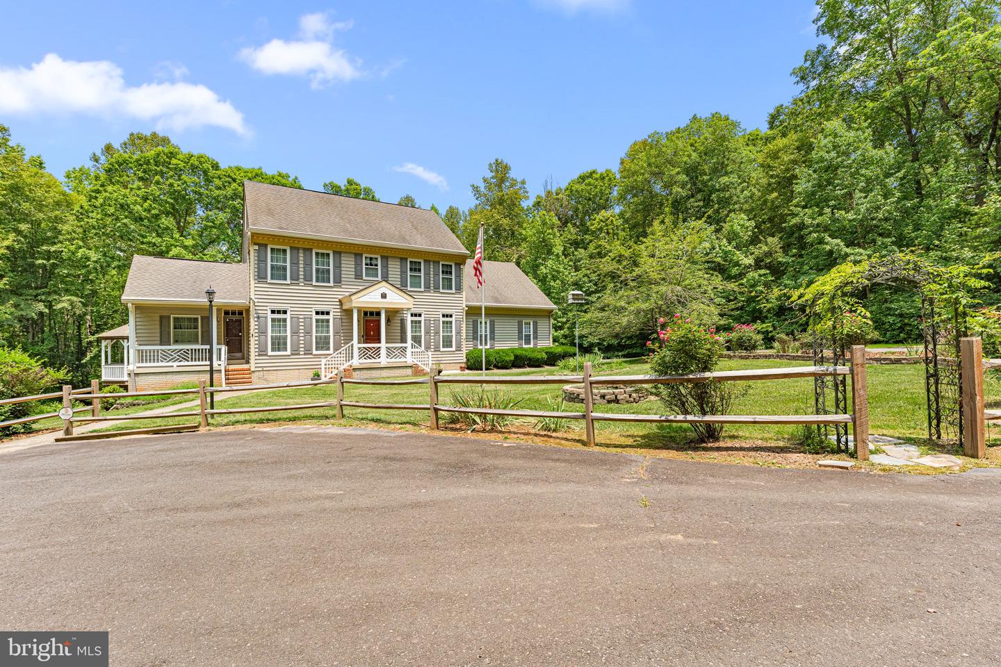 8309 HANCOCK RD, SPOTSYLVANIA, Virginia 22553, 4 Bedrooms Bedrooms, ,2 BathroomsBathrooms,Residential,For sale,8309 HANCOCK RD,VASP2033792 MLS # VASP2033792