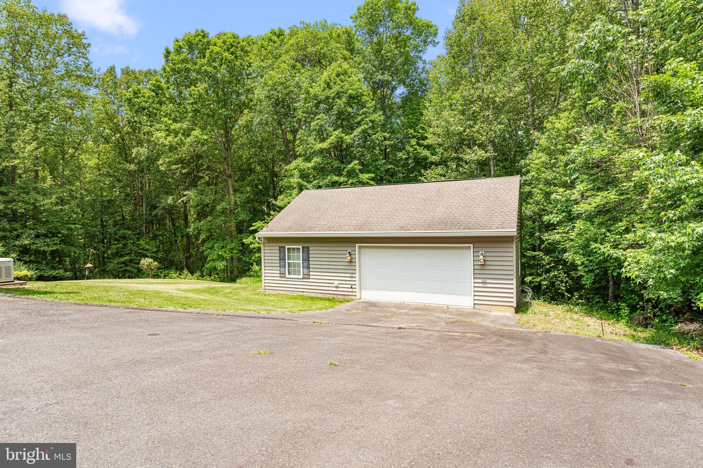 8309 HANCOCK RD, SPOTSYLVANIA, Virginia 22553, 4 Bedrooms Bedrooms, ,2 BathroomsBathrooms,Residential,For sale,8309 HANCOCK RD,VASP2033792 MLS # VASP2033792