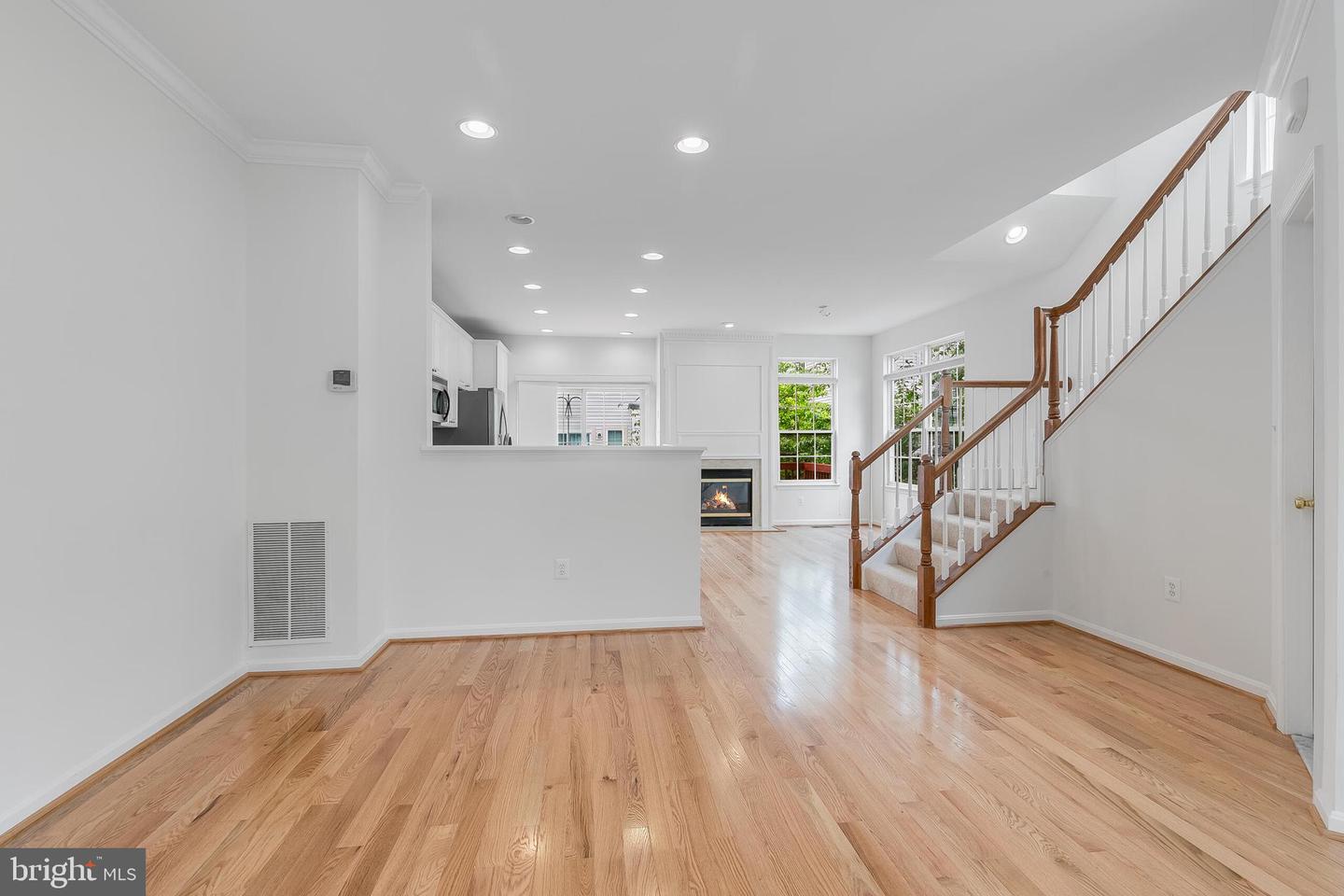 5454 PATUXENT KNOLL PL, ALEXANDRIA, Virginia 22312, 3 Bedrooms Bedrooms, ,2 BathroomsBathrooms,Residential,For sale,5454 PATUXENT KNOLL PL,VAFX2246200 MLS # VAFX2246200
