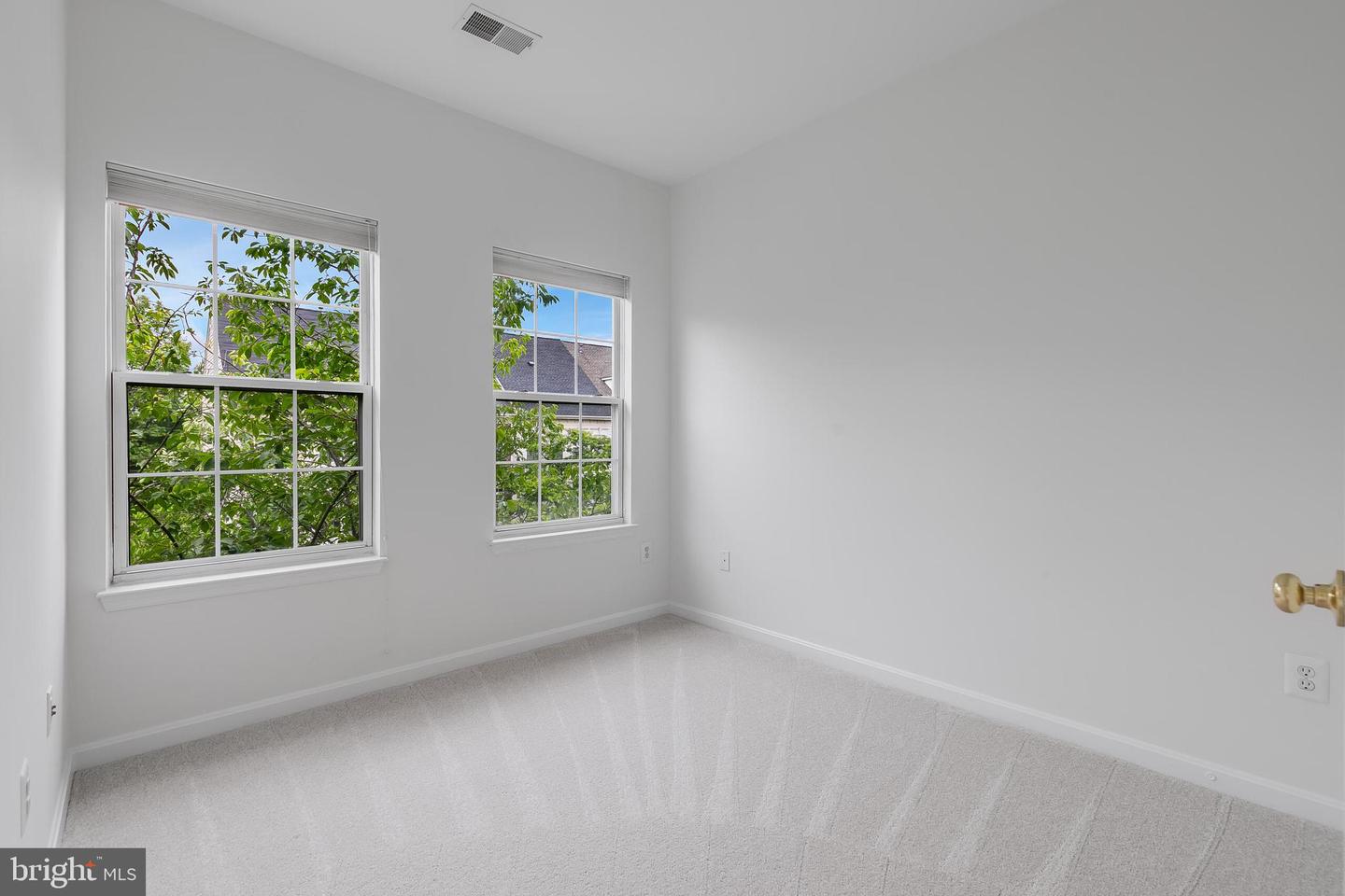5454 PATUXENT KNOLL PL, ALEXANDRIA, Virginia 22312, 3 Bedrooms Bedrooms, ,2 BathroomsBathrooms,Residential,For sale,5454 PATUXENT KNOLL PL,VAFX2246200 MLS # VAFX2246200