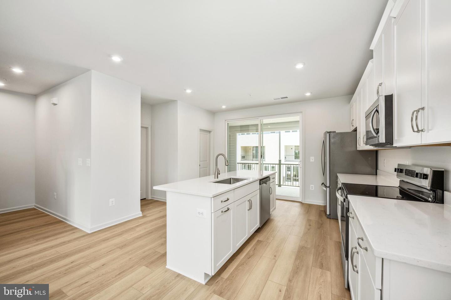 2632 NEABSCO COMMON PL, WOODBRIDGE, Virginia 22191, 3 Bedrooms Bedrooms, ,2 BathroomsBathrooms,Residential,For sale,2632 NEABSCO COMMON PL,VAPW2096566 MLS # VAPW2096566