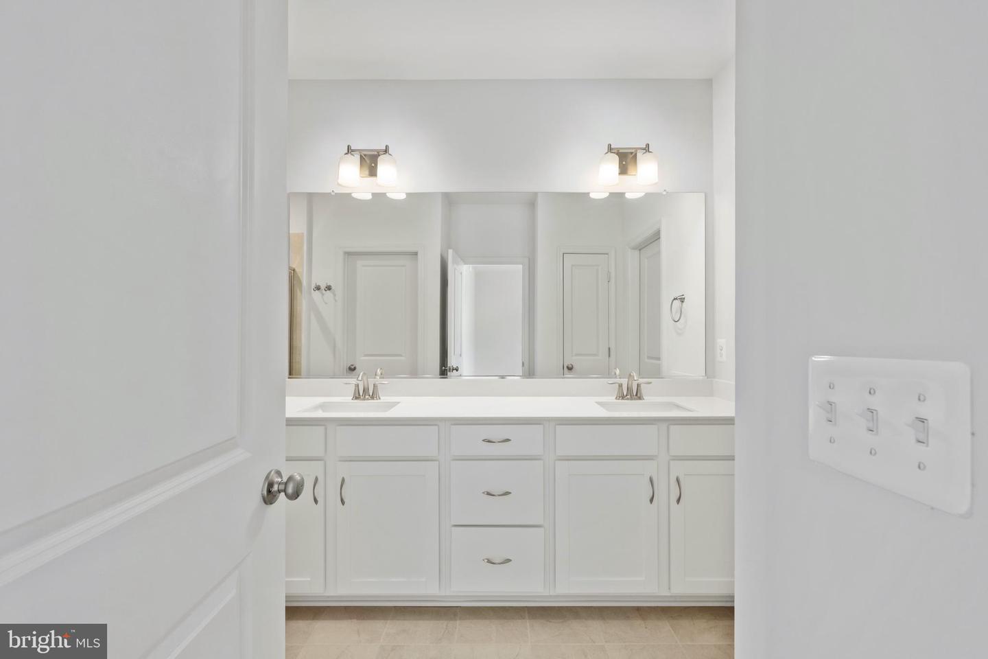 2632 NEABSCO COMMON PL, WOODBRIDGE, Virginia 22191, 3 Bedrooms Bedrooms, ,2 BathroomsBathrooms,Residential,For sale,2632 NEABSCO COMMON PL,VAPW2096566 MLS # VAPW2096566