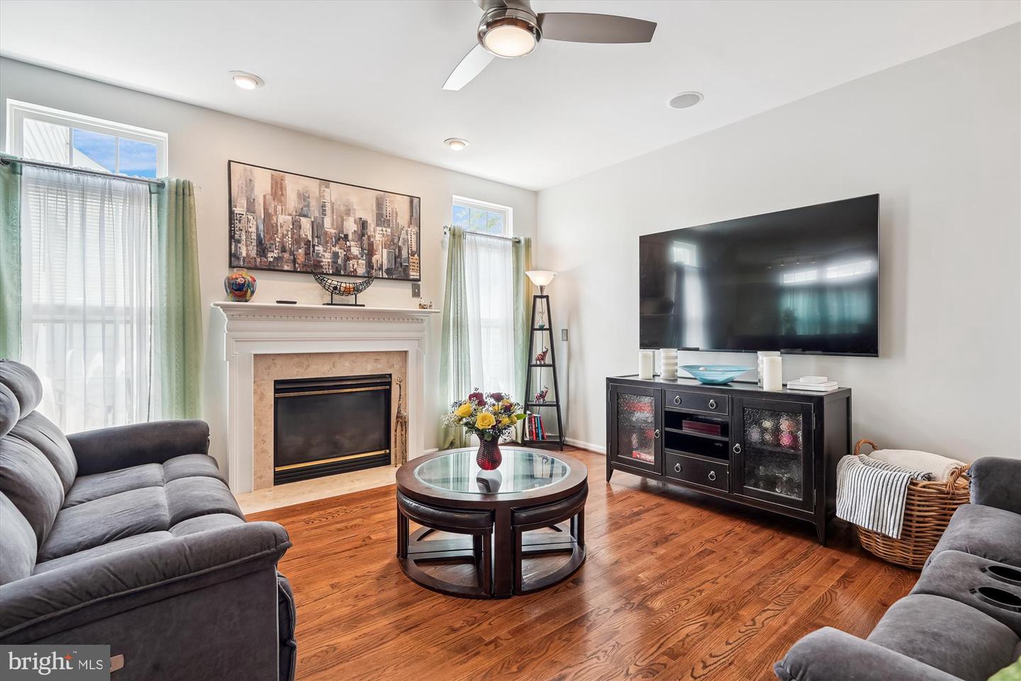 14313 BROUGHTON PL, GAINESVILLE, Virginia 20155, 5 Bedrooms Bedrooms, ,3 BathroomsBathrooms,Residential,For sale,14313 BROUGHTON PL,VAPW2096568 MLS # VAPW2096568