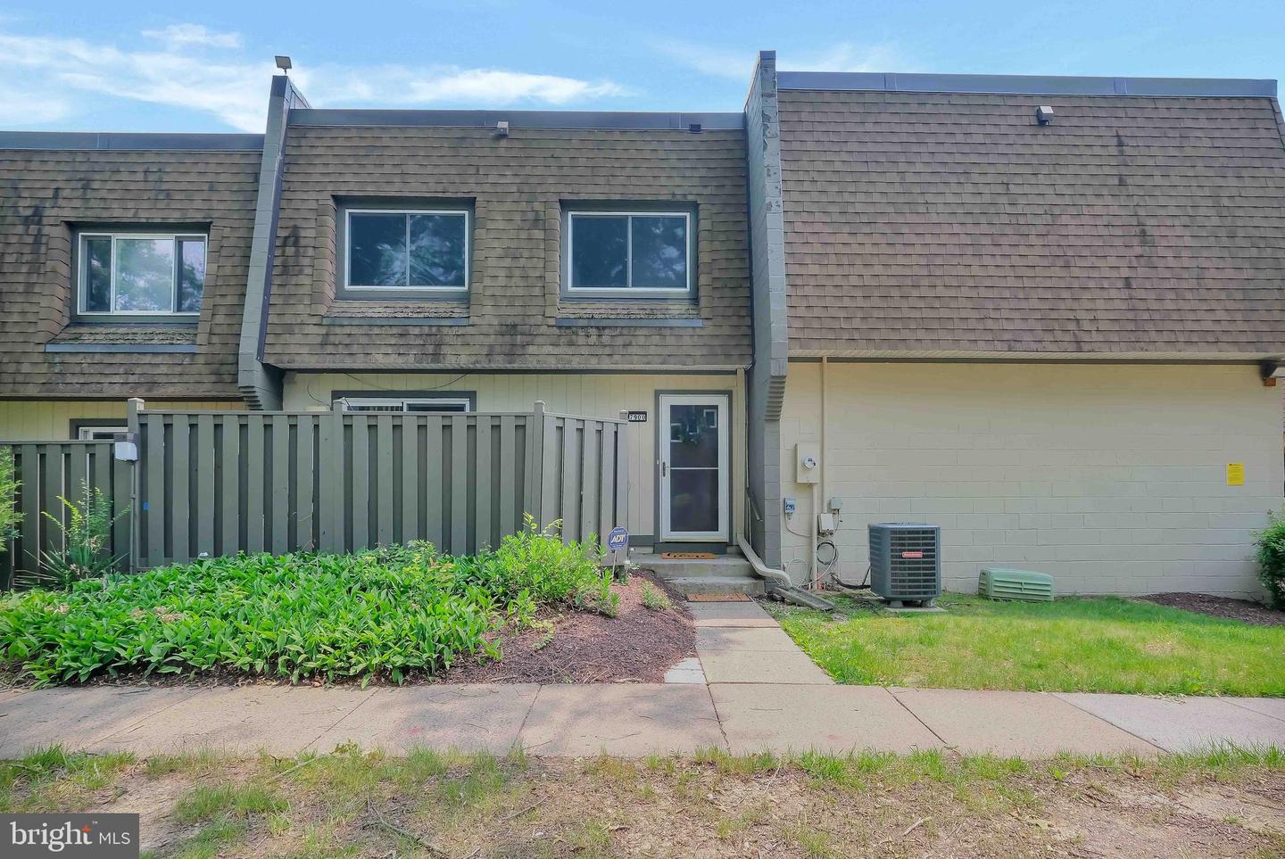 7900 SAN LEANDRO PL #117D, ALEXANDRIA, Virginia 22309, 2 Bedrooms Bedrooms, ,1 BathroomBathrooms,Residential,For sale,7900 SAN LEANDRO PL #117D,VAFX2246154 MLS # VAFX2246154